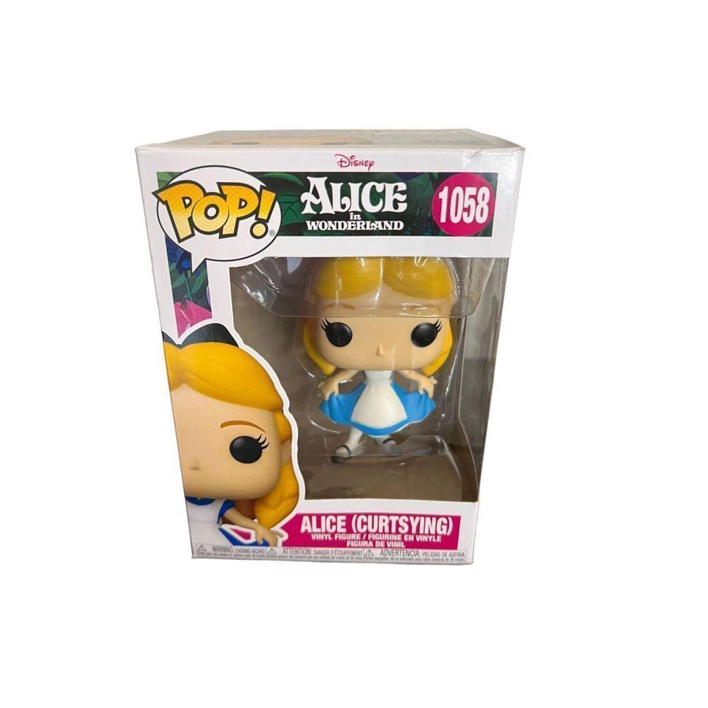 NWT Funko Pop Alice in Wonderland Curtsying
